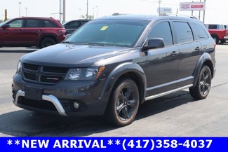 Used 2020 Dodge Journey Crossroad image 1