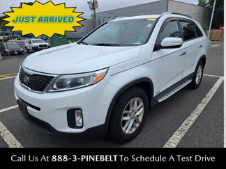 Used 2014 Kia Sorento LX image 1