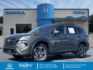 Used 2024 Nissan Rogue SV image 1