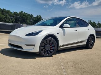 Used 2023 Tesla Model Y Performance image 1