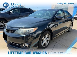 Used 2013 Toyota Camry XLE image 1
