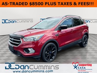 Used 2017 Ford Escape SE w/ SE Sport Appearance Package image 1