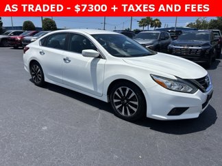 Used 2018 Nissan Altima 2.5 SV image 1