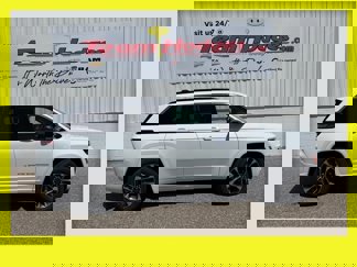New 2025 Jeep Grand Cherokee Overland image 1