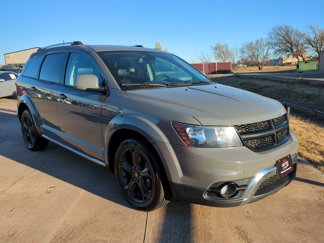 Used 2019 Dodge Journey Crossroad image 1