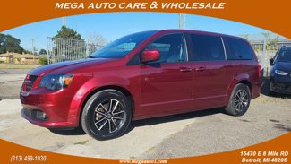 Used 2019 Dodge Grand Caravan GT image 1