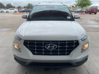 Used 2023 Hyundai Venue SEL image 1