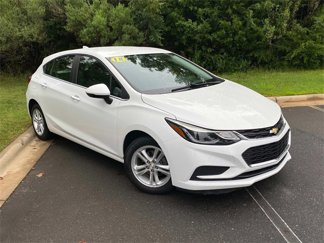 Used 2018 Chevrolet Cruze LT w/ Convenience Package image 1