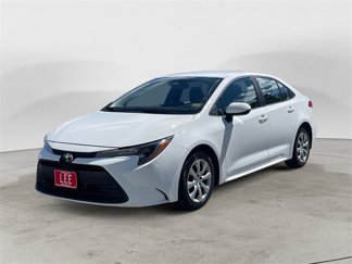 Used 2023 Toyota Corolla LE image 1