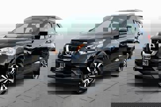 Used 2019 Nissan Kicks SV image 1