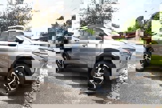 New 2025 Chevrolet Trax RS image 1