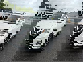 Used 2017 Nissan Rogue SL w/ SL Premium Package image 1