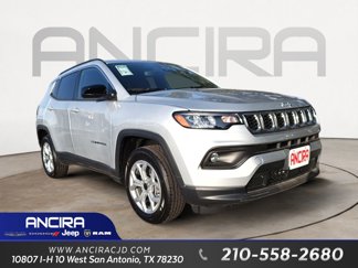 New 2025 Jeep Compass Latitude image 1