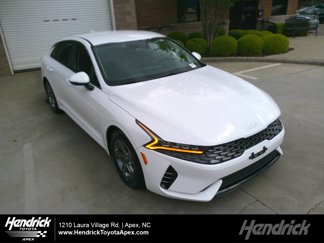 Used 2022 Kia K5 LXS image 1