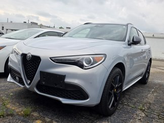 Used 2020 Alfa Romeo Stelvio Ti image 1