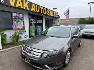 Used 2010 Ford Fusion Hybrid image 1
