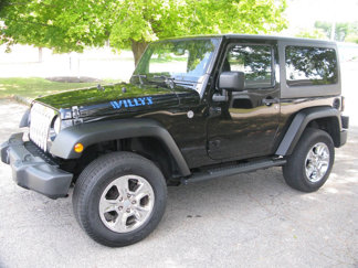 Used 2017 Jeep Wrangler Sport image 1