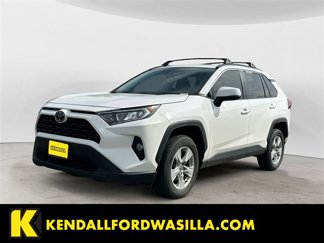 Used 2019 Toyota RAV4 XLE image 1