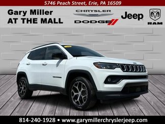 Used 2024 Jeep Compass Latitude image 1
