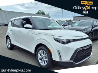 New 2025 Kia Soul LX image 1