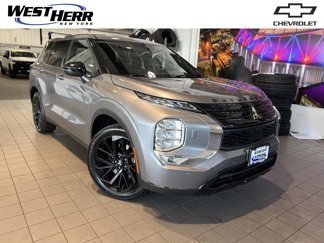 Used 2022 Mitsubishi Outlander SEL Black Edition image 1
