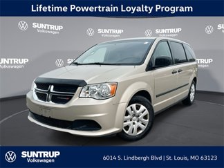 Used 2016 Dodge Grand Caravan SE image 1