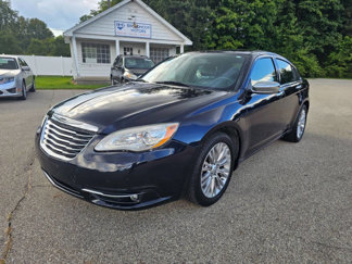 Used 2012 Chrysler 200 Limited image 1