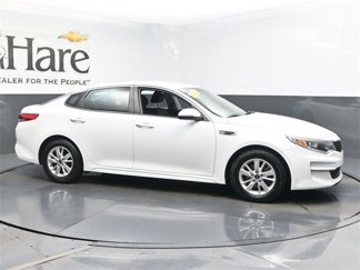 Used 2017 Kia Optima LX image 1