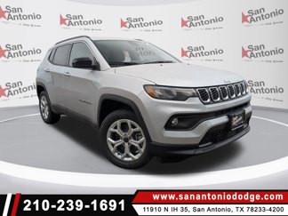 New 2025 Jeep Compass Latitude image 1