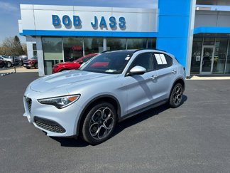 Used 2022 Alfa Romeo Stelvio Ti image 1