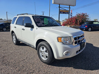 Used 2011 Ford Escape XLT w/ 203A Rapid Spec Order Code image 1