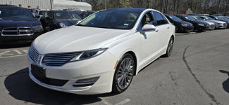Used 2013 Lincoln MKZ image 1