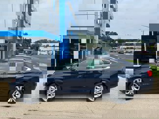 Used 2018 Chevrolet Impala LT image 1