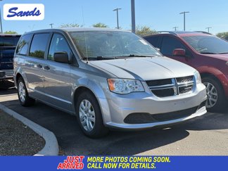 Used 2019 Dodge Grand Caravan SE image 1