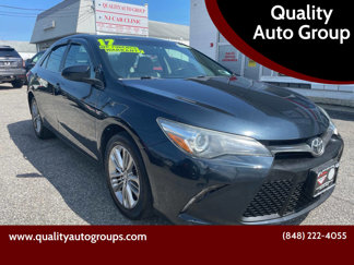 Used 2017 Toyota Camry SE image 1