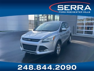 Used 2015 Ford Escape SE image 1