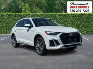 Used 2024 Audi Q5 2.0T Premium w/ Convenience Package image 1