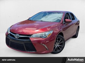 Used 2015 Toyota Camry XSE image 1