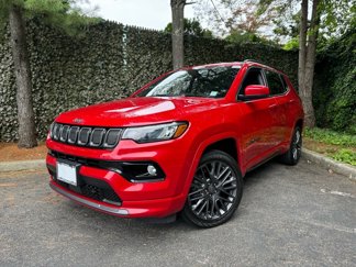 Used 2022 Jeep Compass Limited image 1