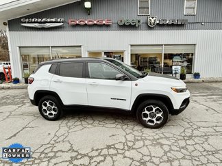 Used 2022 Jeep Compass Trailhawk w/ Trailhawk Elite Group image 1