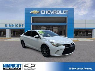 Used 2015 Toyota Camry image 1