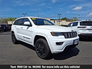 Used 2022 Jeep Grand Cherokee Laredo X image 1