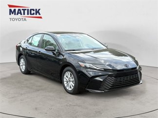 New 2025 Toyota Camry LE image 1