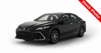 Used 2019 Toyota Camry LE image 1