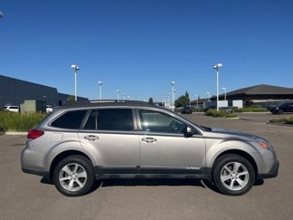 Used 2014 Subaru Outback 2.5i Premium image 1