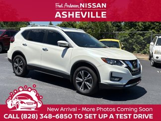 Used 2020 Nissan Rogue SV w/ Sun & Sound Touring Package image 1