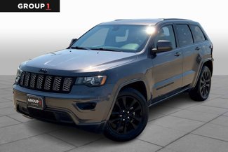 Used 2018 Jeep Grand Cherokee Altitude image 1