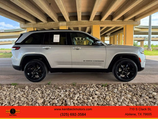 Used 2022 Jeep Grand Cherokee Limited w/ Luxury Tech Group II image 1