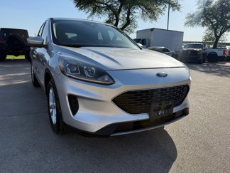 Used 2020 Ford Escape SE image 1