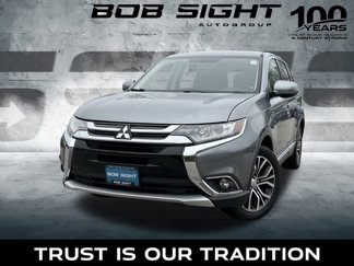 Used 2018 Mitsubishi Outlander SE image 1